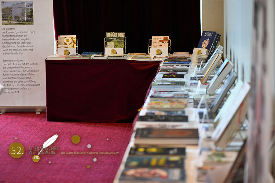 Verleihung des Special Awards an den Fachbuchverlag Pfanneberg